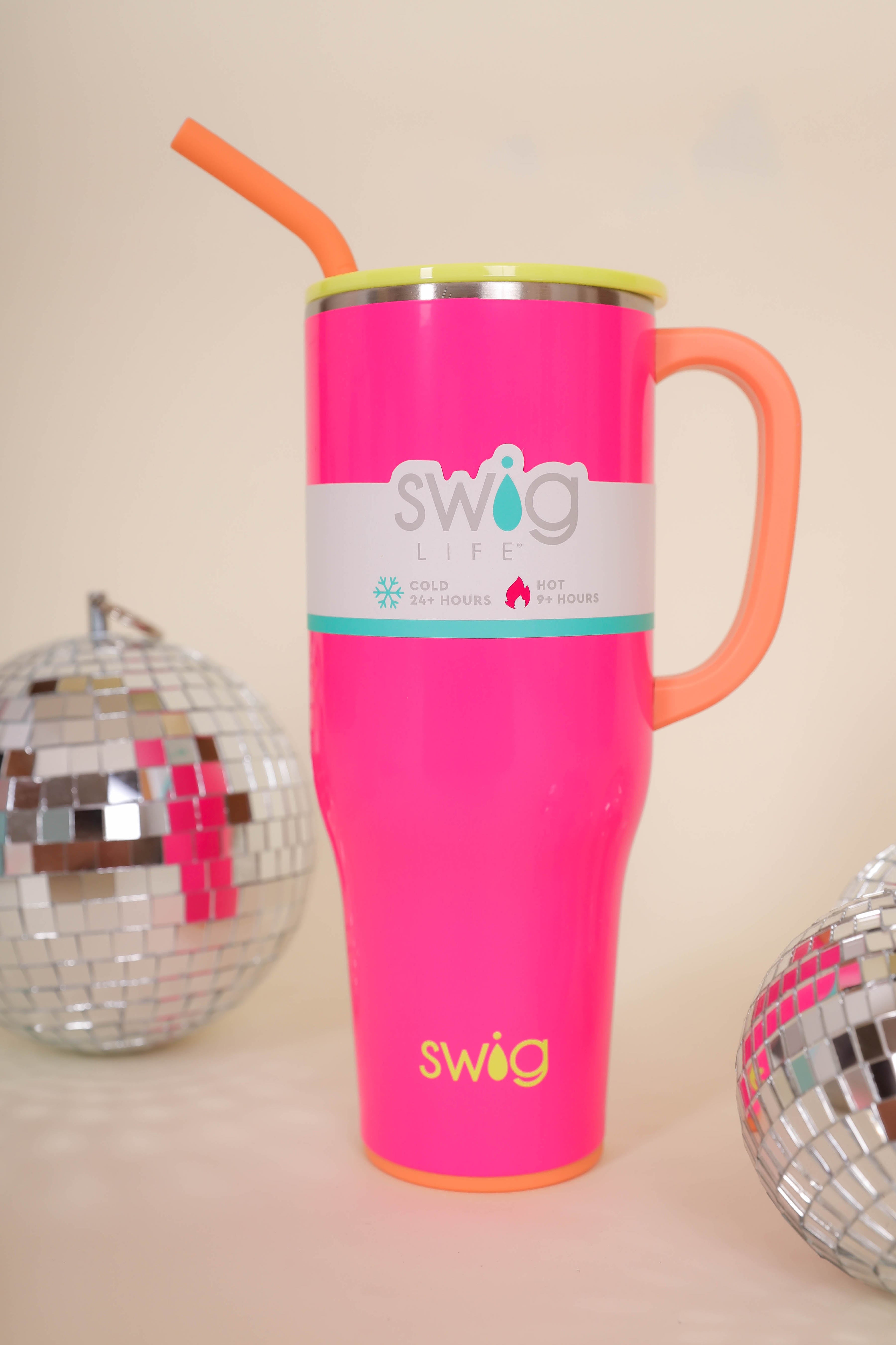  Barbie Pink water bottle, Bright pink stanley cup style, 40oz  tumbler with handle and straw, coffee cup, leak proof thermos travel cups -  swig coffee cup with handle, water bottle: Home