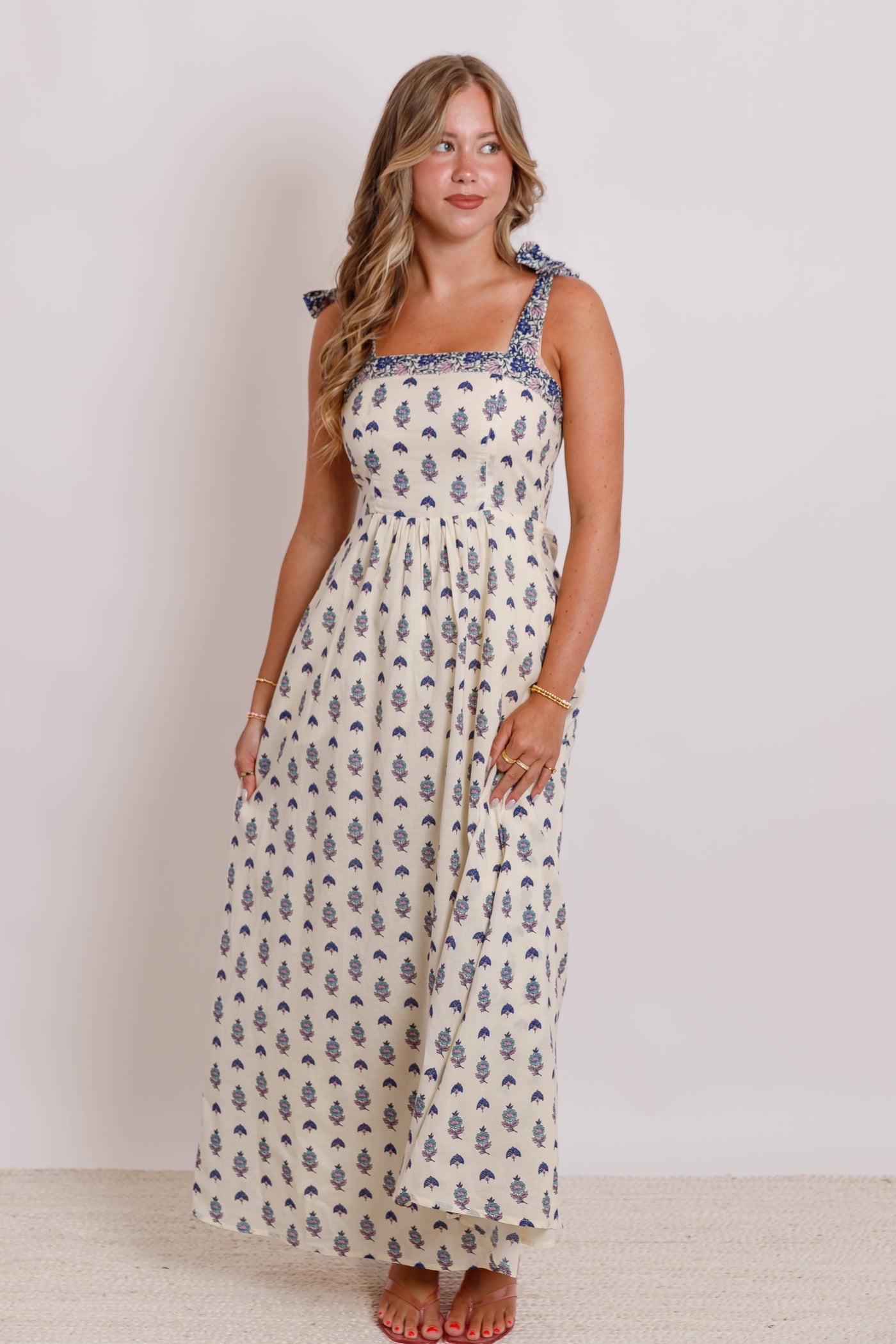bila maxi dress Cotton Floral Dress- Cotton Maxi With Tie Straps- 77 Santa Barbara Dress Medium SB-Lemonade Stacees 2026 Wedding Dress Crafted from soft Color:M-Regency
