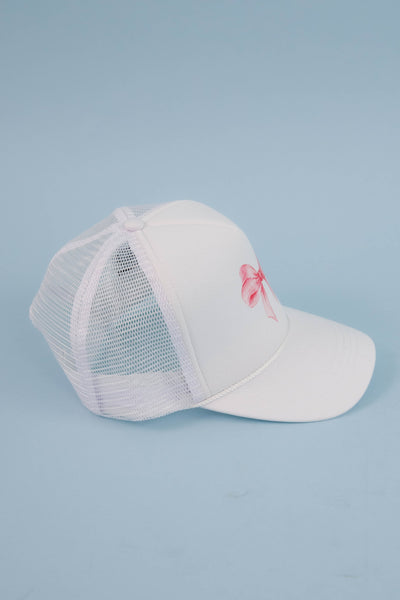 Bow Trucker Hat-White