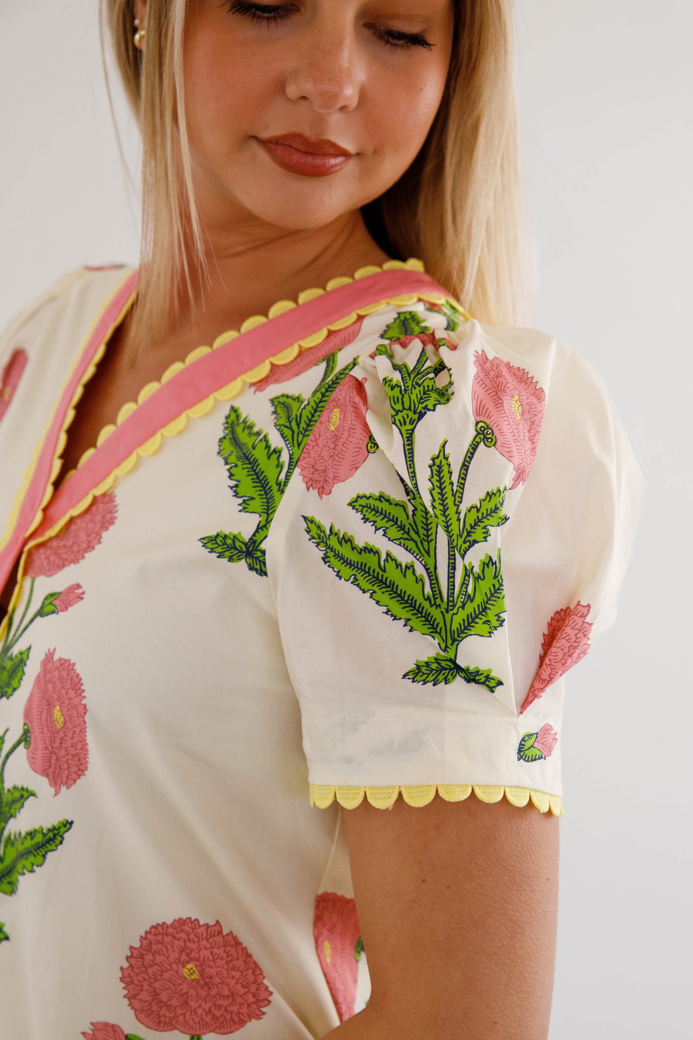 Women's Floral Print Shift Dress- Women's Scallop Trim Dress- Jodifl Dresses   Juliana's Boutique