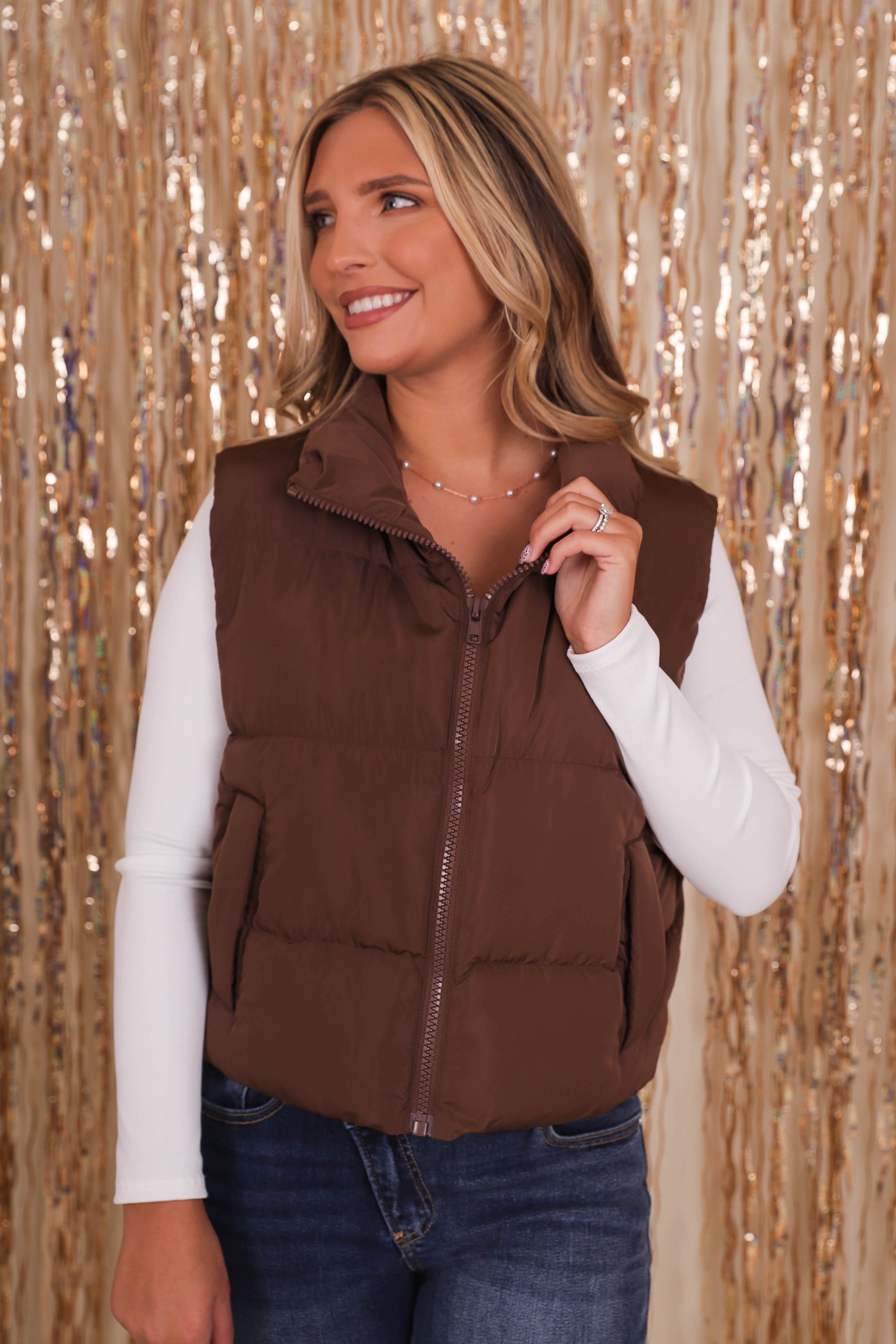 Cropped Puffer Vest in Brown