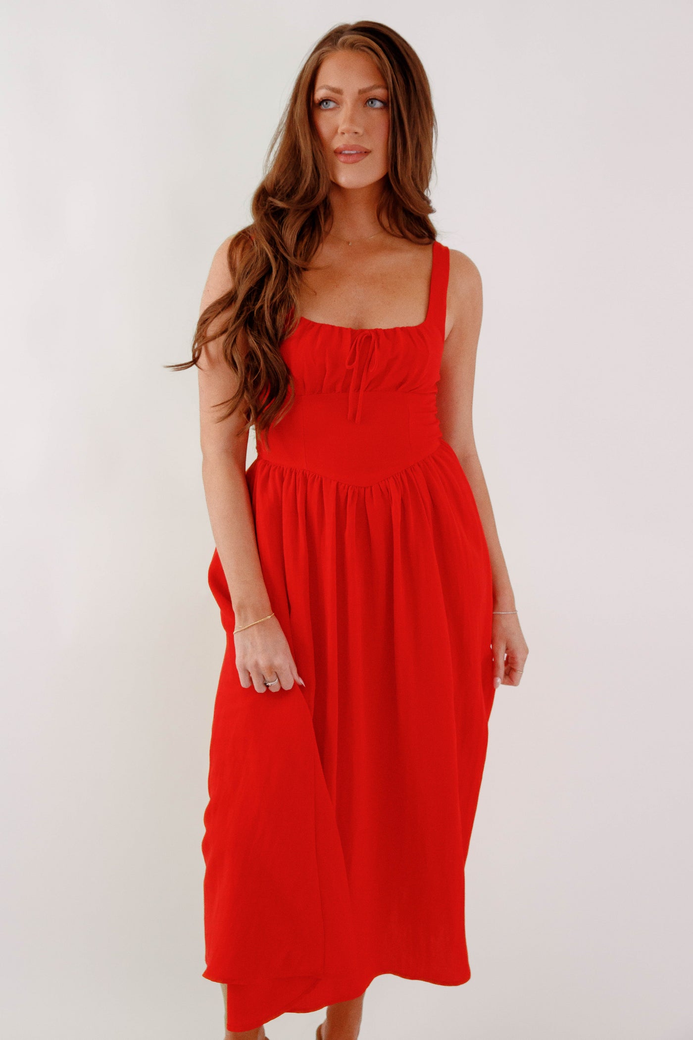 affordable midi dresses Solid Red Corset Dress- Chic Solid Midi Dress- Classic Red Midi Dress Small Größe:Mass angefertigt Model is 59 and Cascading Ruffle Lady Length Pink Birthday Dress