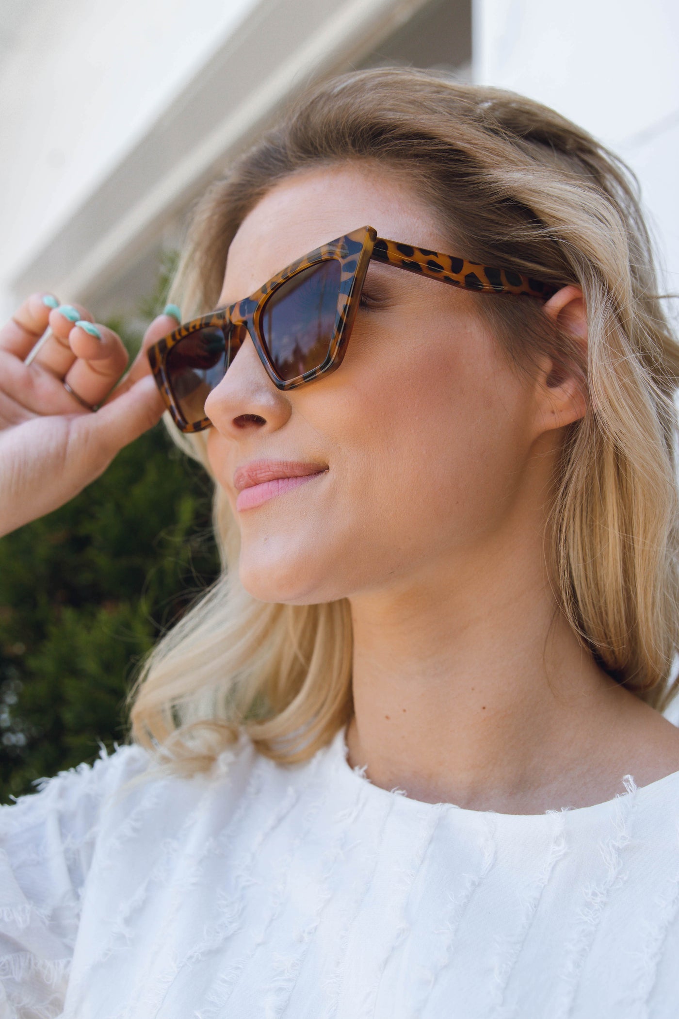 Gone Viral Sunglasses-Tortoise