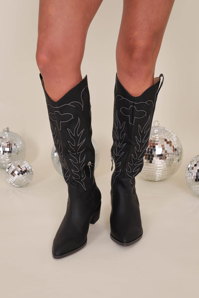 Women's Tall Western Boots- Knee High Boots- Trending Western Boots