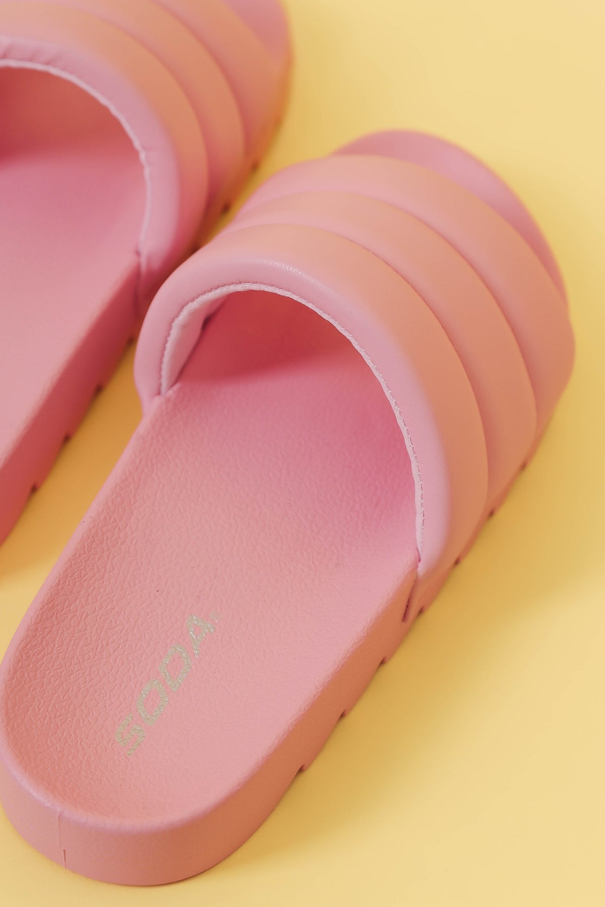 Pillow Slides™ - Women's: Pink